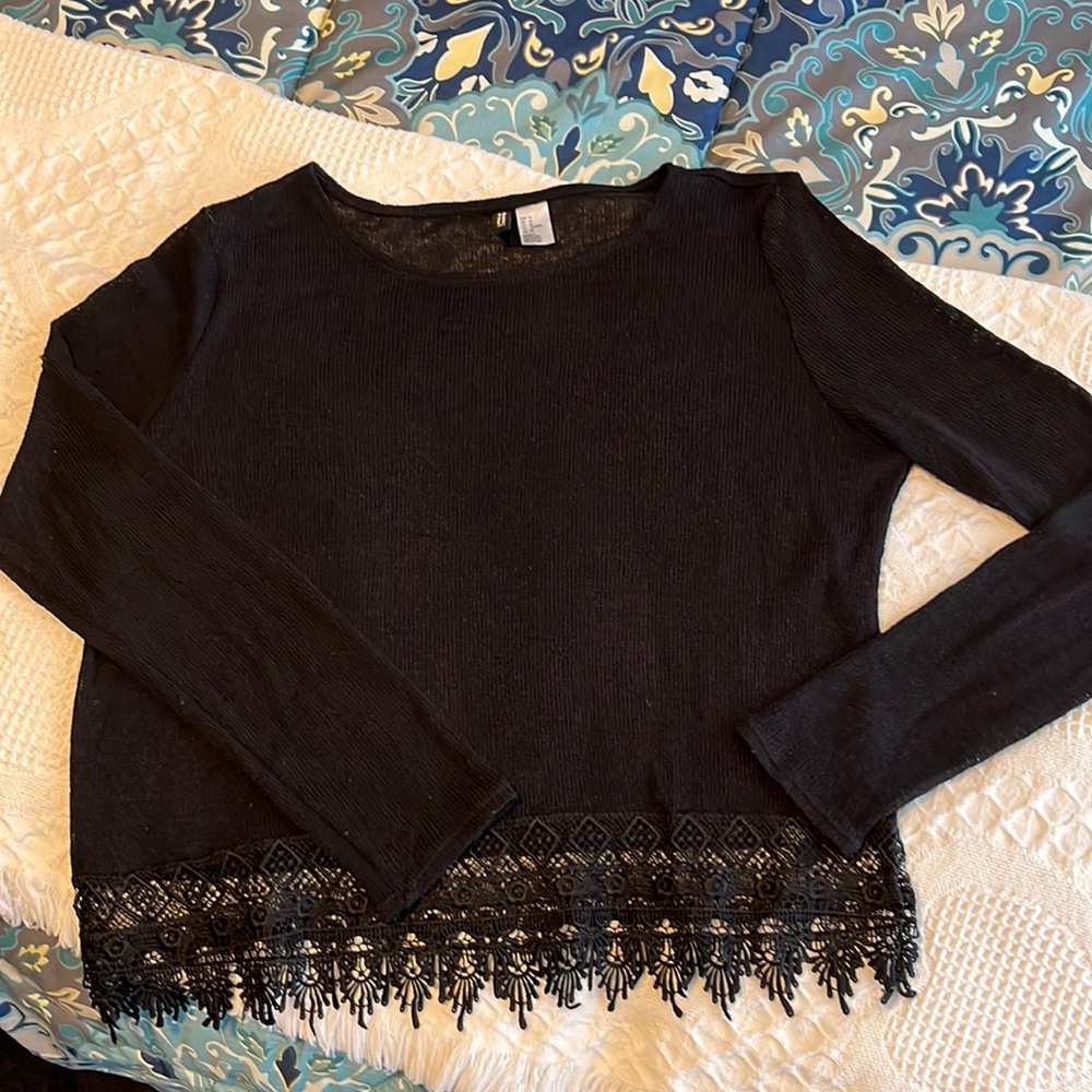 Divided by H&M fine knit lace trimmed sweater - Black - Medium